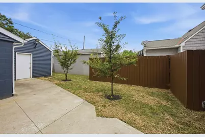 165 Demorest Avenue, Columbus, OH 43204 - Photo 39