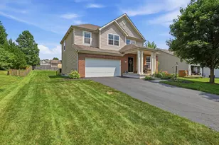 737 Brevard Cir, Pickerington, OH 43147 - Photo 3