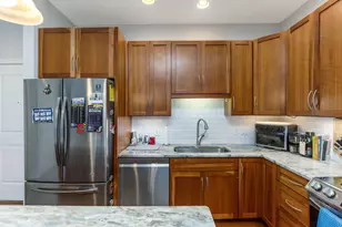 251 Daniel Burnham Square, Columbus, OH 43215 - Photo 5