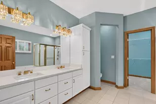 895 Linworth Village Dr, Columbus, OH 43235 - Photo 47