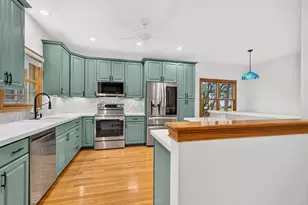 895 Linworth Village Dr, Columbus, OH 43235 - Photo 25