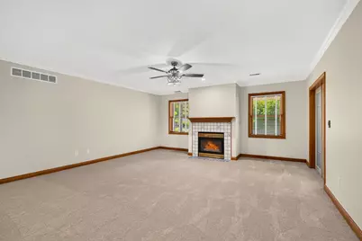 895 Linworth Village Drive, Columbus, OH 43235 - Photo 37