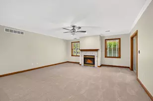 895 Linworth Village Dr, Columbus, OH 43235 - Photo 37