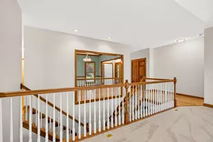 895 Linworth Village Dr, Columbus, OH 43235 - Photo 31