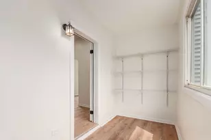 865 Old Leonard Ave, Columbus, OH 43203 - Photo 15