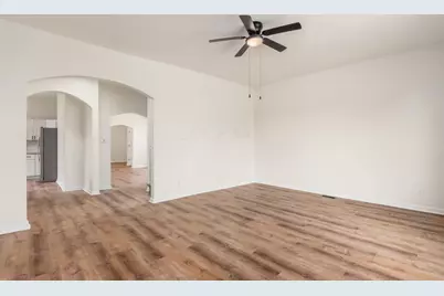 865 Old Leonard Avenue, Columbus, OH 43203 - Photo 9