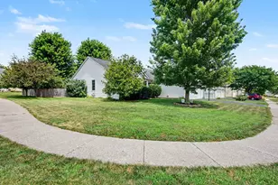 296 Isaac Tharp St, Pataskala, OH 43062 - Photo 3