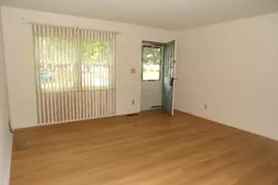 1067 Gilcrest Ave, Columbus, OH 43207 - Photo 5
