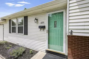 1690 Americana Ct, Columbus, OH 43229 - Photo 7