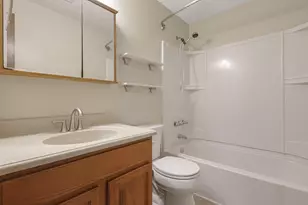 1690 Americana Ct, Columbus, OH 43229 - Photo 23