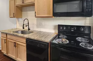 660 Rhoads Ave, Columbus, OH 43205 - Photo 11