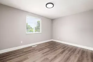 5400 Wendover Dr, Columbus, OH 43232 - Photo 11