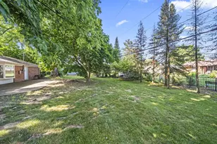 665 Garden Pkwy, Circleville, OH 43113 - Photo 35
