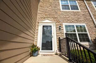 8034 Ravine Run Ln, Columbus, OH 43235 - Photo 5