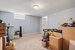 822 Bulen Ave, Columbus, OH 43205 - Photo 17
