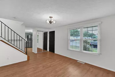 1435 E Mithoff Street, Columbus, OH 43206 - Photo 5