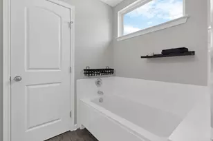 8669 Conestaga Valley Dr, Blacklick, OH 43004 - Photo 29