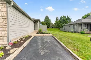 4036 Blendon Way Dr, Columbus, OH 43230 - Photo 7