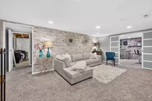 4036 Blendon Way Dr, Columbus, OH 43230 - Photo 31