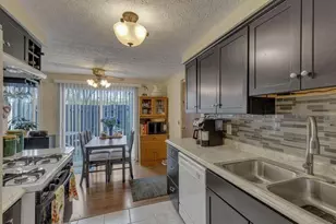 703 Cherry Hollow Rd, Columbus, OH 43228 - Photo 3