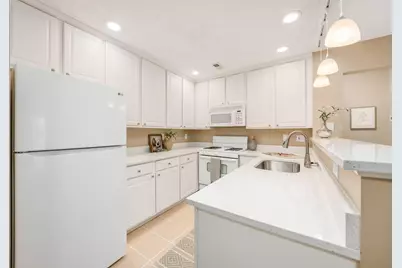 5315 Stonemeadow Avenue #F, Columbus, OH 43220 - Photo 9
