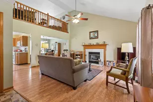 5703 Silver Spurs Ln, Galloway, OH 43119 - Photo 7