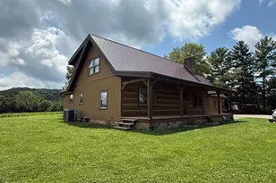 620 Oak Ln, Kingston, OH 45644 - Photo 1