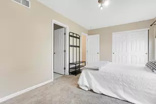 6333 Lakeview Dr E, Grove City, OH 43123 - Photo 25