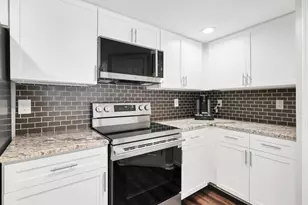 6333 Lakeview Dr E, Grove City, OH 43123 - Photo 9