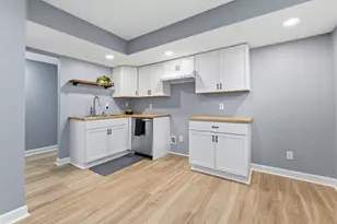 861 N Washington Ave, Columbus, OH 43201 - Photo 9