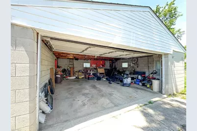 735 Maurine Drive, Columbus, OH 43228 - Photo 7