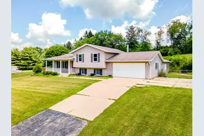 746 Spring Falls Avenue, Springfield, OH 45502 - Photo 3