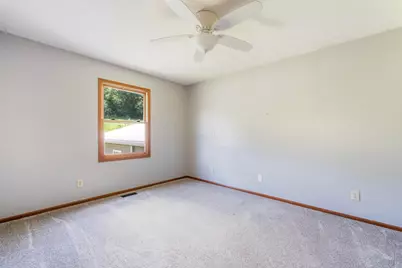 746 Spring Falls Avenue, Springfield, OH 45502 - Photo 35