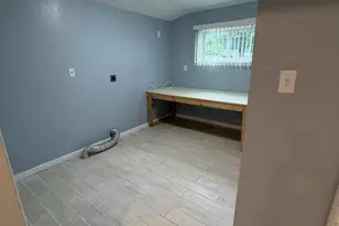 4649 Dundee Ave, Columbus, OH 43227 - Photo 11