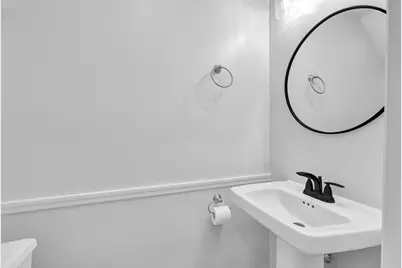 2795 Chateau Circle #50, Columbus, OH 43221 - Photo 15