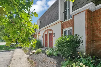 2795 Chateau Circle #50, Columbus, OH 43221 - Photo 3