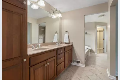 1501 Candlewood Drive, Columbus, OH 43235 - Photo 33