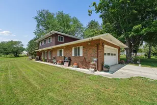 157 Spring Valley Dr SW, Granville, OH 43023 - Photo 5