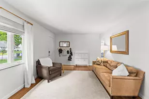 2188 Bristol Rd, Columbus, OH 43221 - Photo 9