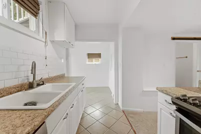 546 E Jenkins Avenue, Columbus, OH 43207 - Photo 11