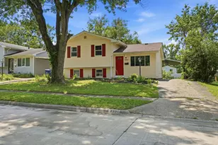 2331 Dunning Ct, Columbus, OH 43219 - Photo 3