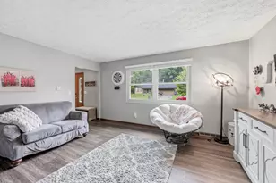 2949 Heatherleaf Way, Columbus, OH 43231 - Photo 5
