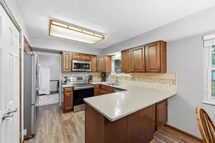 2949 Heatherleaf Way, Columbus, OH 43231 - Photo 9