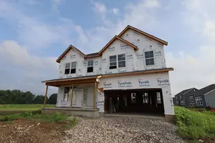 400 Royal Fern Ln, Lewis Center, OH 43035 - Photo 1