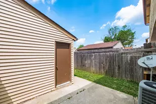1438 Bairstow Ct, Galloway, OH 43119 - Photo 37
