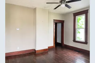 128 W Corwin Street, Circleville, OH 43113 - Photo 7