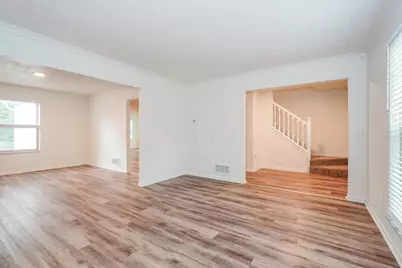 1915 Berwick Court, Delaware, OH 43015 - Photo 9