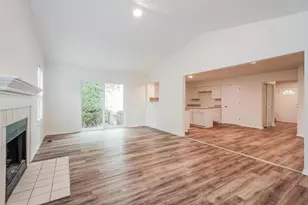 1915 Berwick Ct, Delaware, OH 43015 - Photo 3
