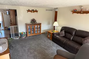 4605 Laredo St, Springfield, OH 45503 - Photo 5
