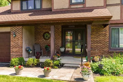 10233 N Crosset Hill Drive, Pickerington, OH 43147 - Photo 3